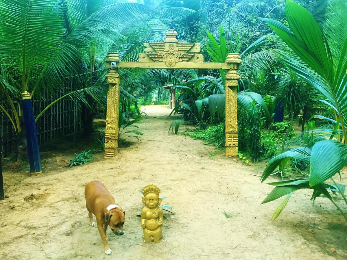 Nirvana Nature Hotel Gokarna  Bagian luar foto